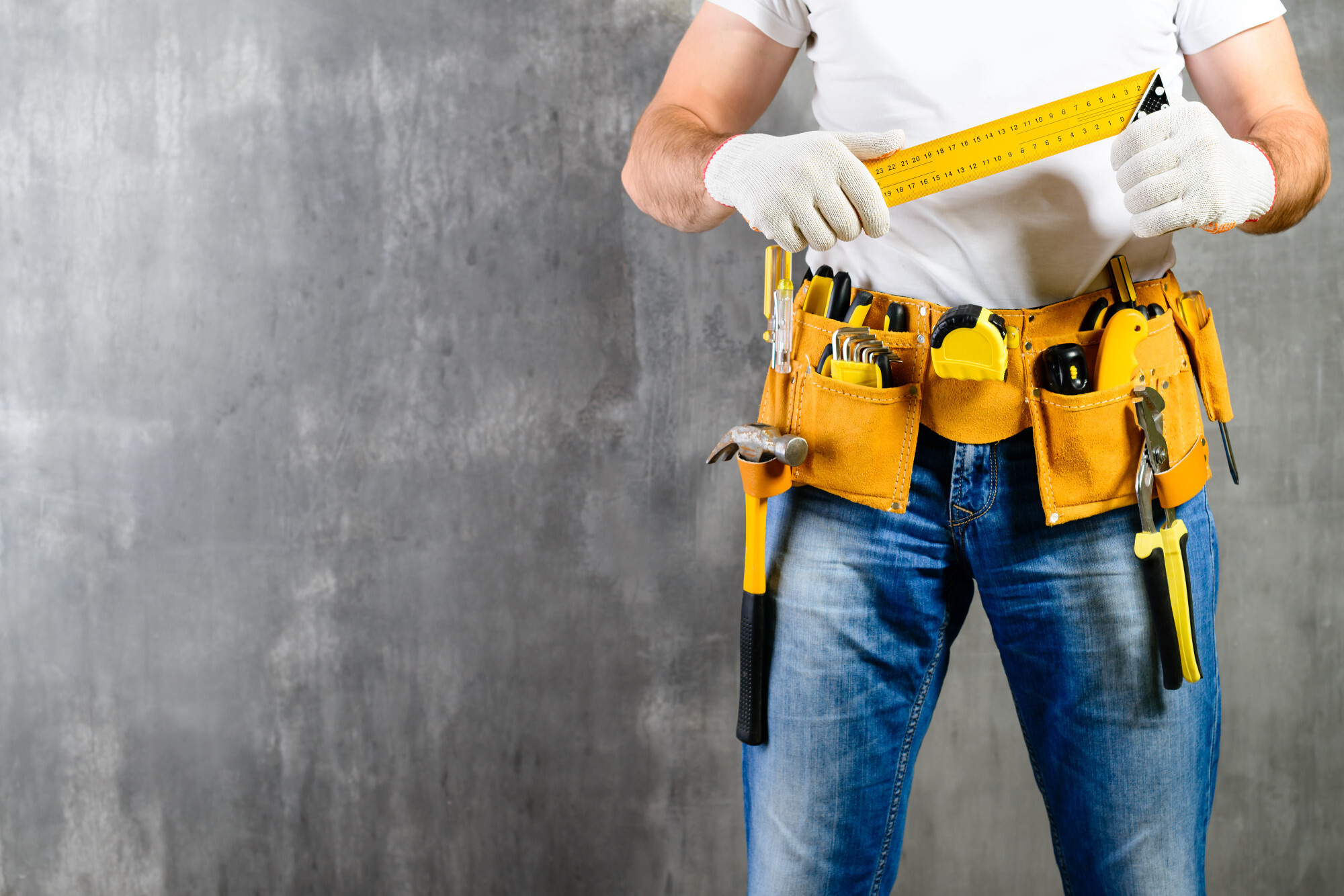 The Importance of Professional Handyman Services in Selling Your Home