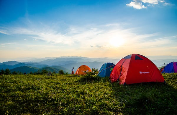 The Benefits of Spending Time in the Great Outdoors: Why Camping is a Must