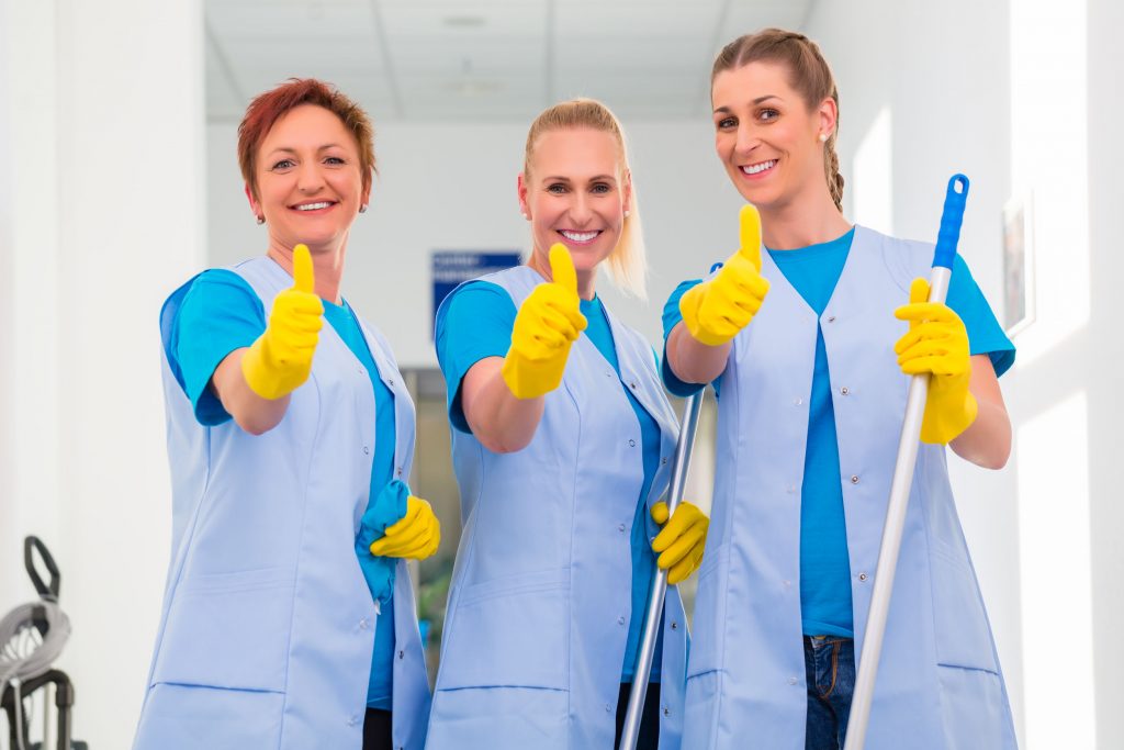 The Pros and Cons of Hiring a Cleaning Service for Your Home